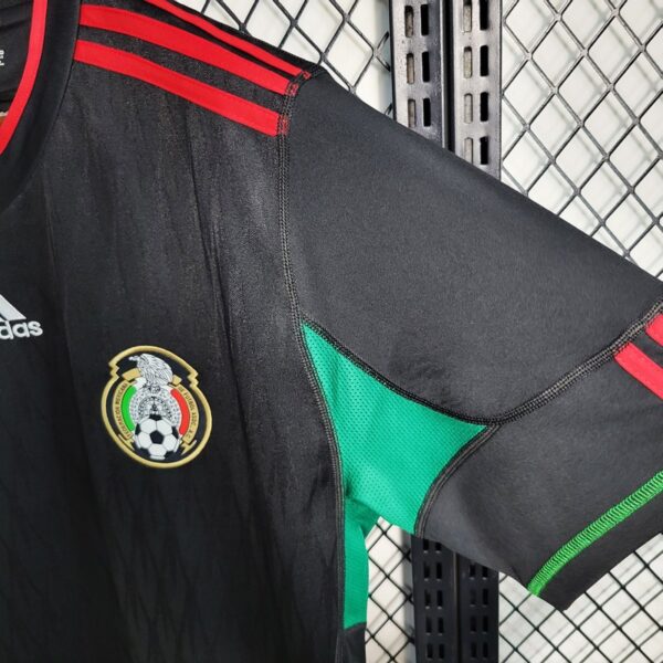 Mexico 2010 Away Retro Jersey - Image 10