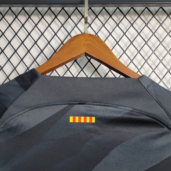 Barcelona 2023/24 Goalkeeper Long Sleeves Jersey - Image 8