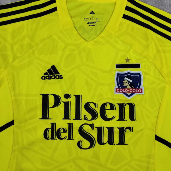 Colo Colo 2022 Goalkeeper Jersey Yellow - Image 2
