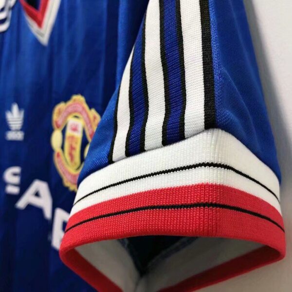 Manchester United 1986/88 Third Retro Jersey - Image 16