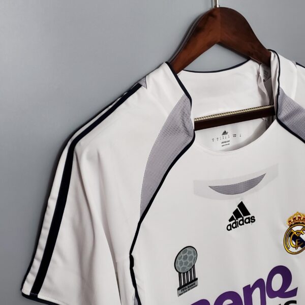 Real Madrid 2006/07 Home Retro Jersey - Image 14